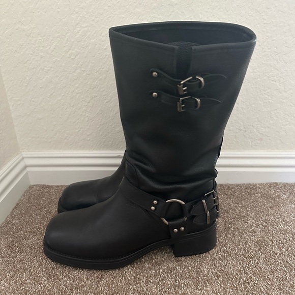 Steve Madden Astor Moto Boots Size 11 only worn one time - Picture 2 of 7